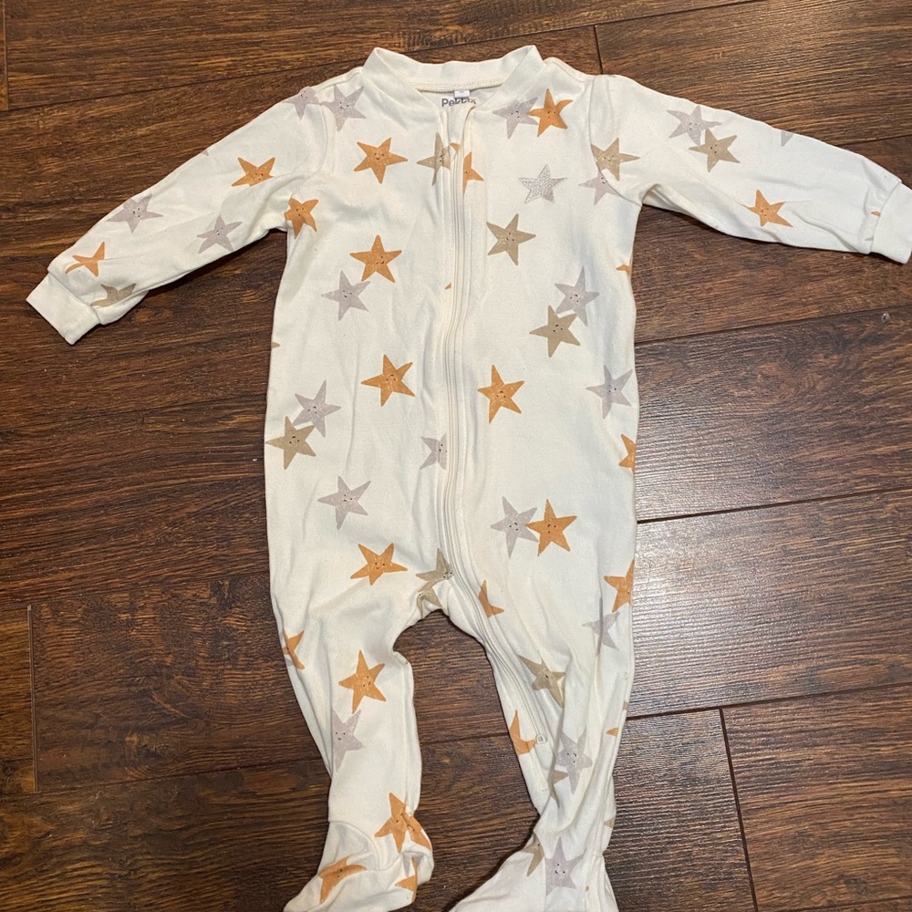 Pekkle's Star Pattern Footie - White, Orange, Gray